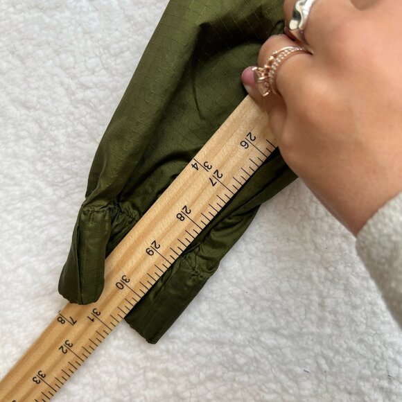 Nike | Women's Two Tone Wind Breaker Forest Green Size Small - Picture 6 of 8